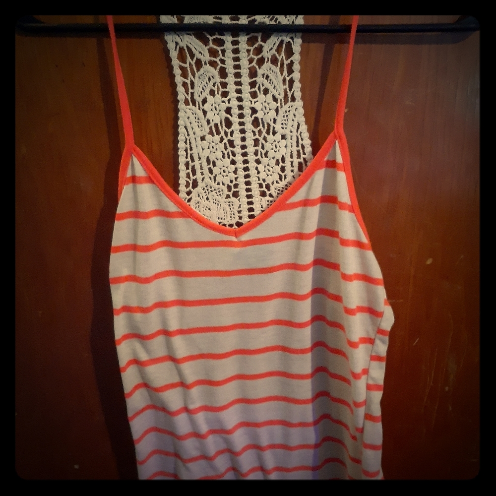 Rue 21 tank